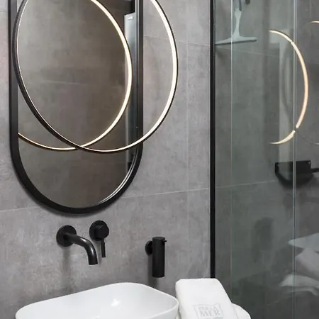 Par La 4a Oraz 4b Tuz Przy Plazy!!! * ニエホジェ