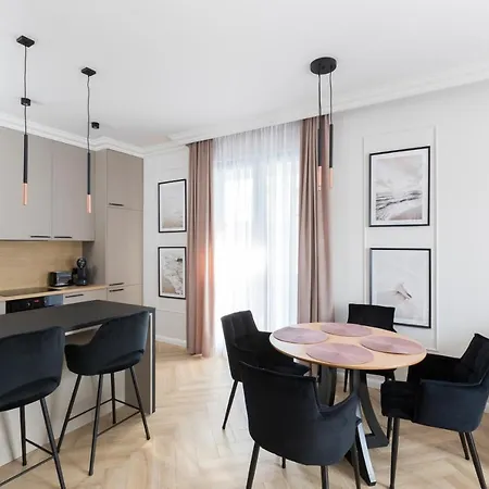 Apartment Par La 4a Oraz 4b Tuz Przy Plazy!!! Niechorze