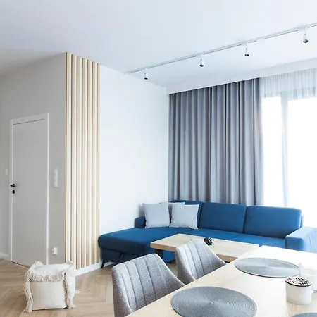 Par La 4a Oraz 4b Tuz Przy Plazy!!! *