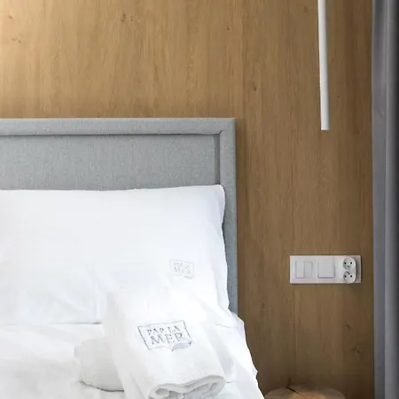 Par La 4a Oraz 4b Tuz Przy Plazy!!!