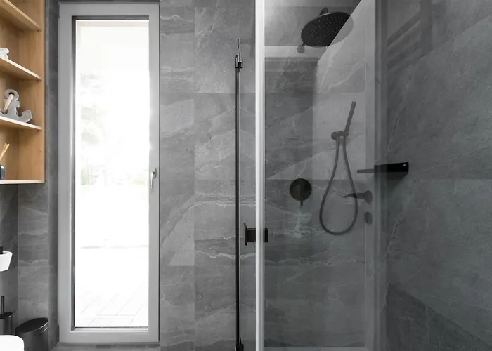 Par La 4a Oraz 4b Tuz Przy Plazy!!!