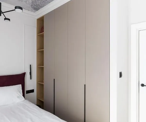 Par La 4a Oraz 4b Tuz Przy Plazy!!! *